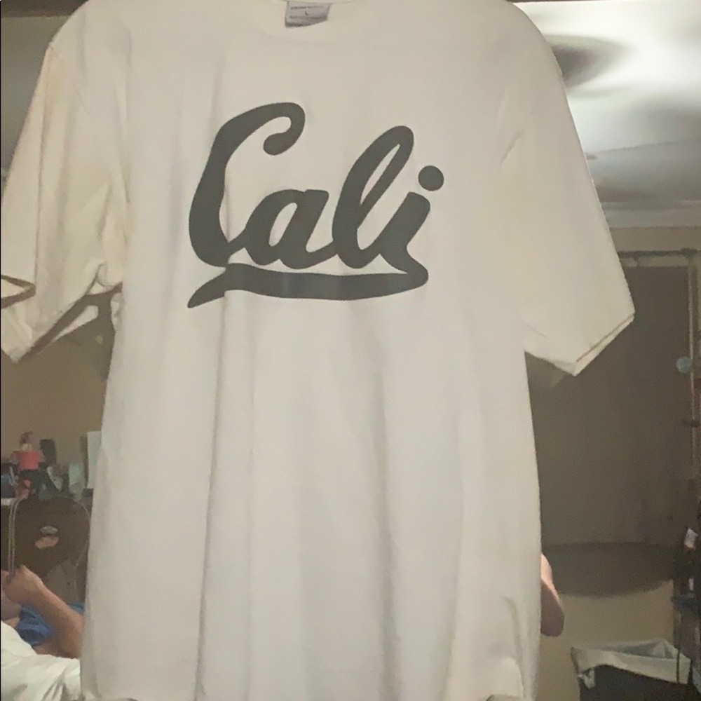 White T-shirt